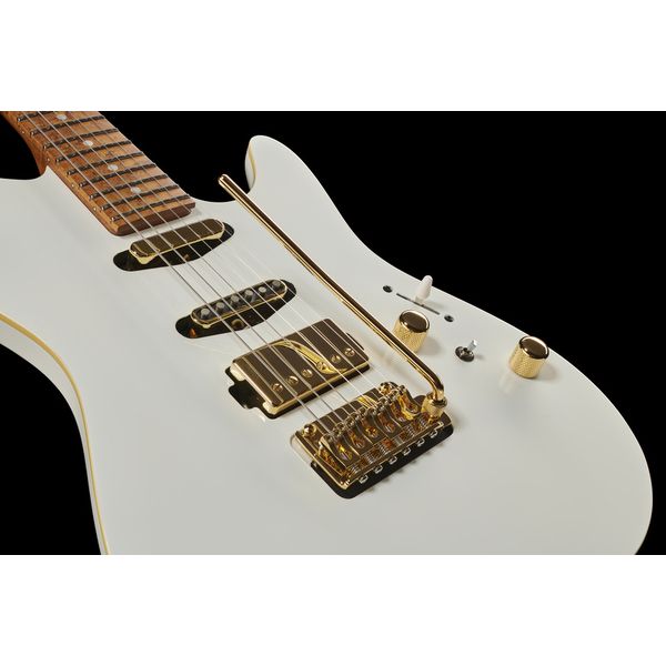 Ibanez LB1-WH Lari Basilio