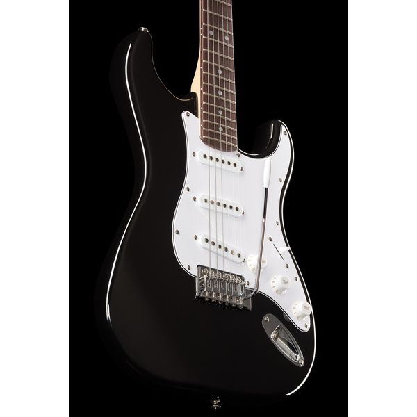 Harley Benton ST-20 BK St. Series Bundle