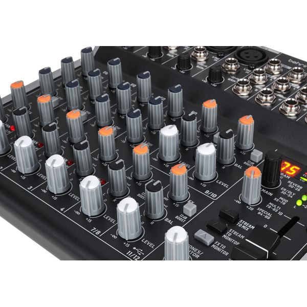 Behringer Xenyx 1202SFX