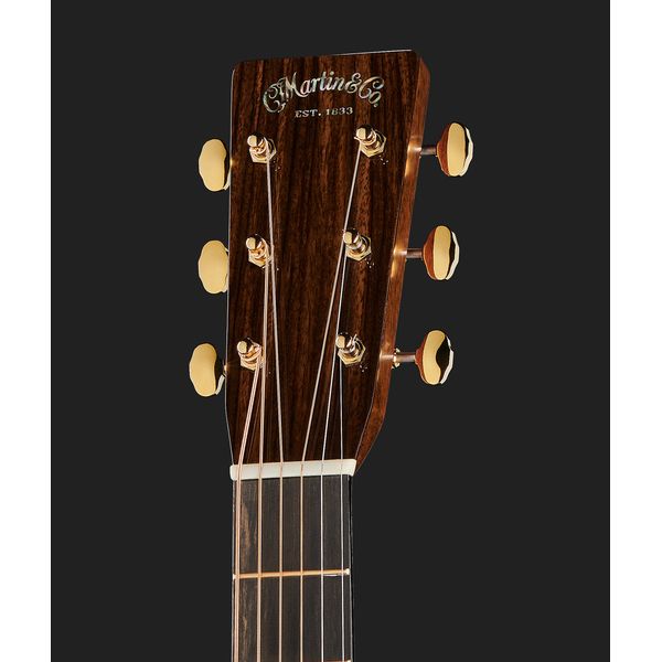 Martin Guitar 000-28 Modern Deluxe