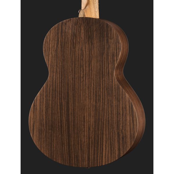 Sheeran by Lowden W02