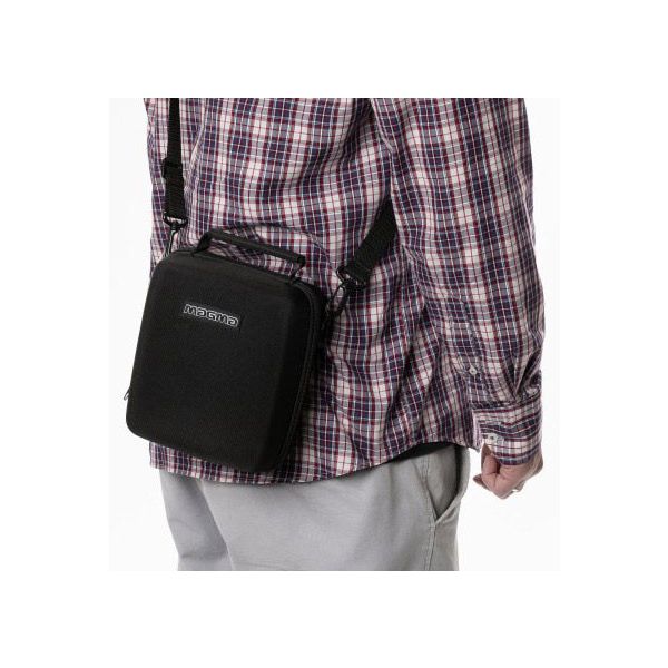 Magma Headphone Case