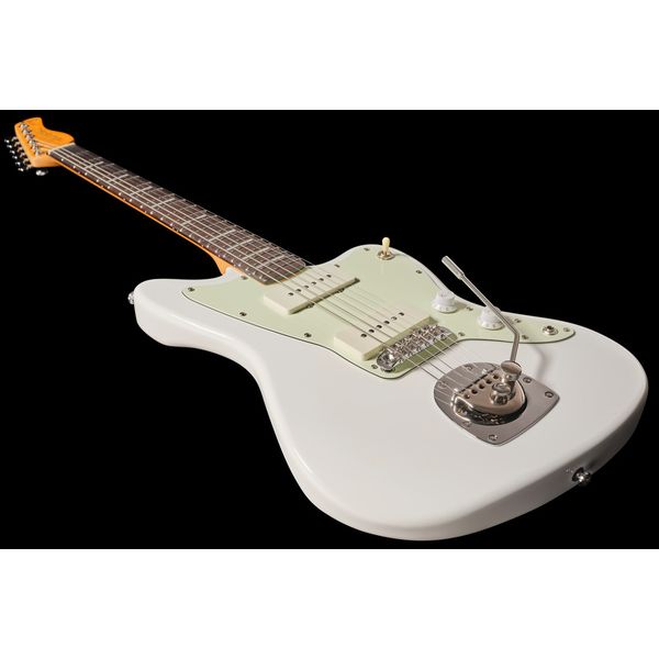 Larry Carlton J5 White