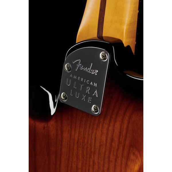 Fender AM Ultra Luxe Strat RW 2CS