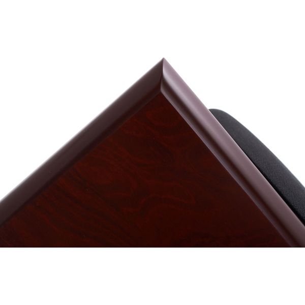 Focal Sub 6 Be red burr ash