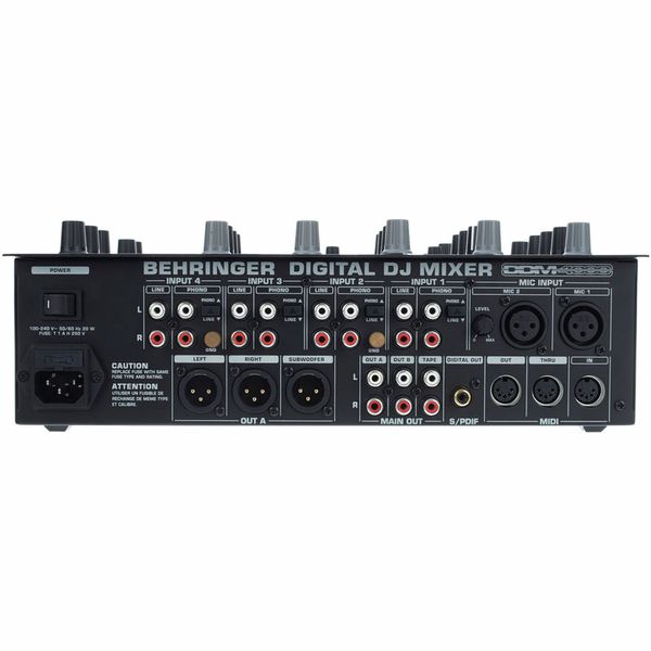 Behringer DDM4000