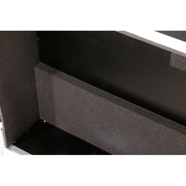 Thon Case Allen & Heath QU-6