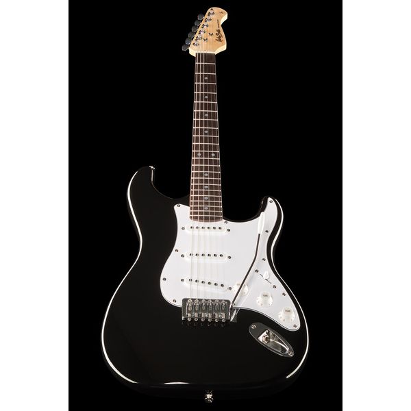 Harley Benton ST-20 BK St. Series Bundle