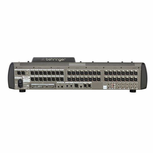 Behringer X32