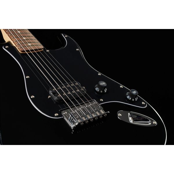 Squier FSR Aff Strat H HT LRL BPG BLK