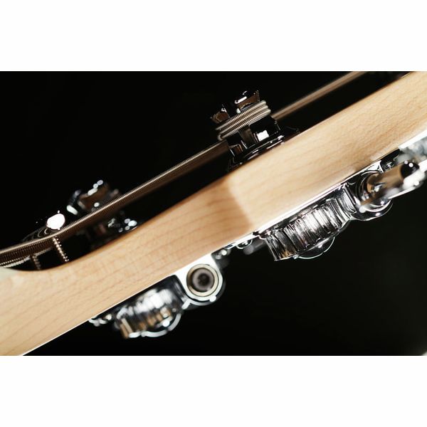 Marcus Miller P7 Alder 5 Black 2nd Gen