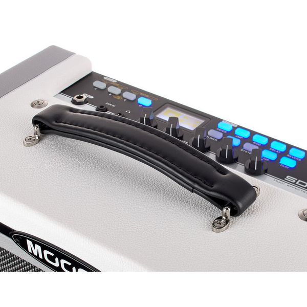 Mooer SD 30 Modelling Guitar Bundle