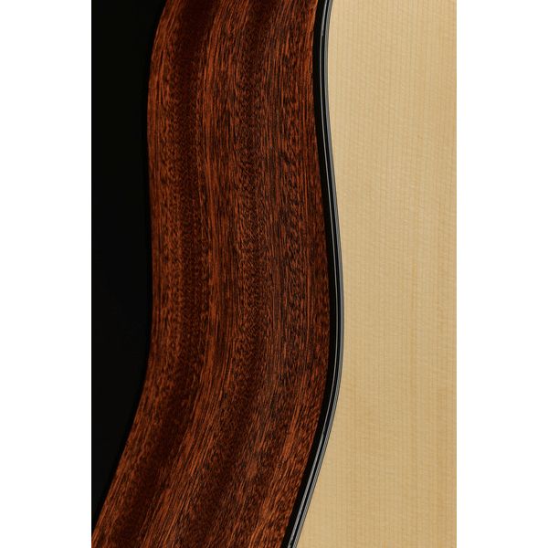 Martin Guitar D-12E Sitka Sapele