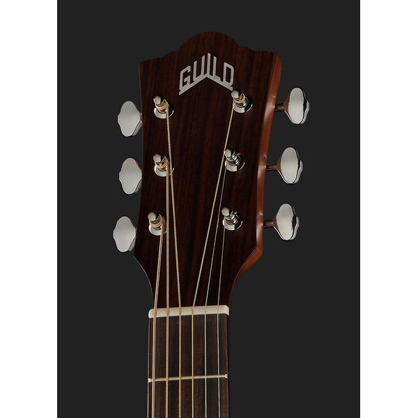 Guild Jumbo Junior Mahogany