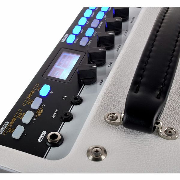 Mooer SD 30 Modelling Guitar Bundle