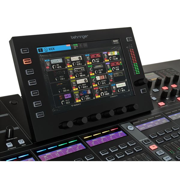 Behringer WING-Bk Case Bundle