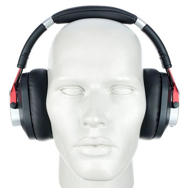 Austrian Audio Hi-X15