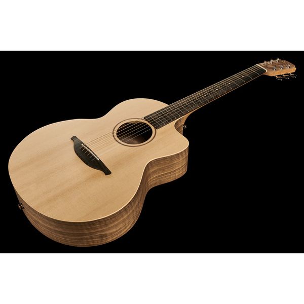 Sheeran by Lowden S04