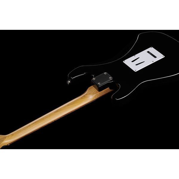 Harley Benton ST-62BK Hot Rod Bundle 3