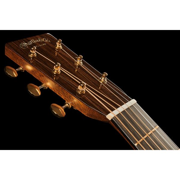 Martin Guitar 000-28 Modern Deluxe