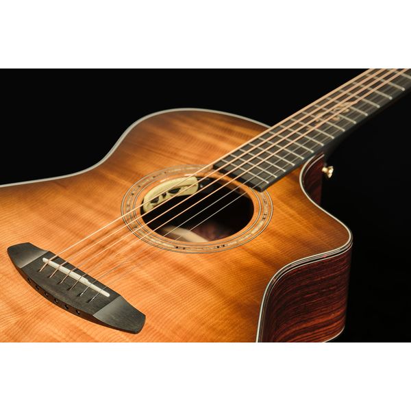 Breedlove Premier Concert Shadowburst CE