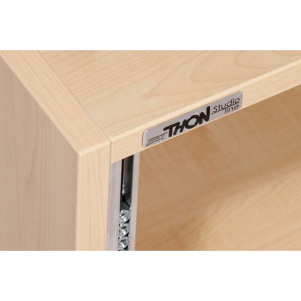 Thon Studio Desktop 2U maple