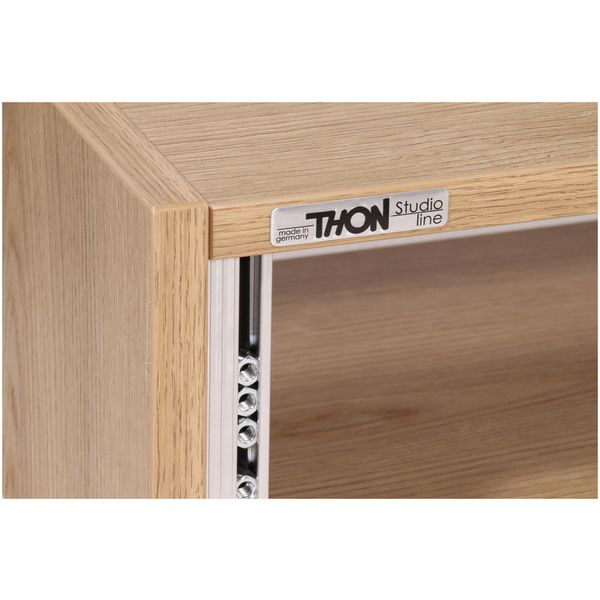 Thon Studio Desktop 4U oak