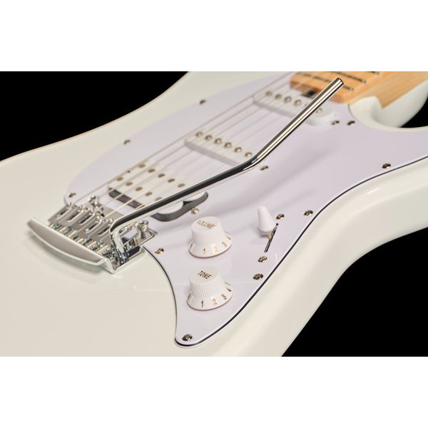 Sterling by Music Man Cutlass CT20HSS Canvas White