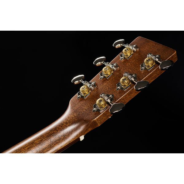 Martin Guitar D-19 190th anniversary