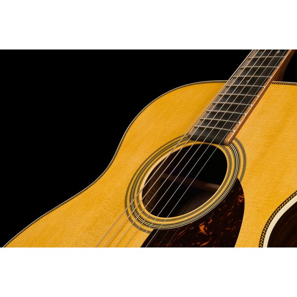 Martin Guitar OM-28