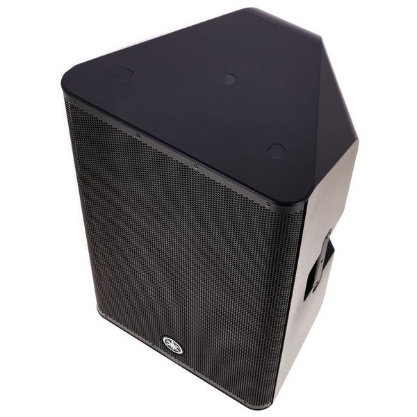 Yamaha DXR15 MKII Bundle