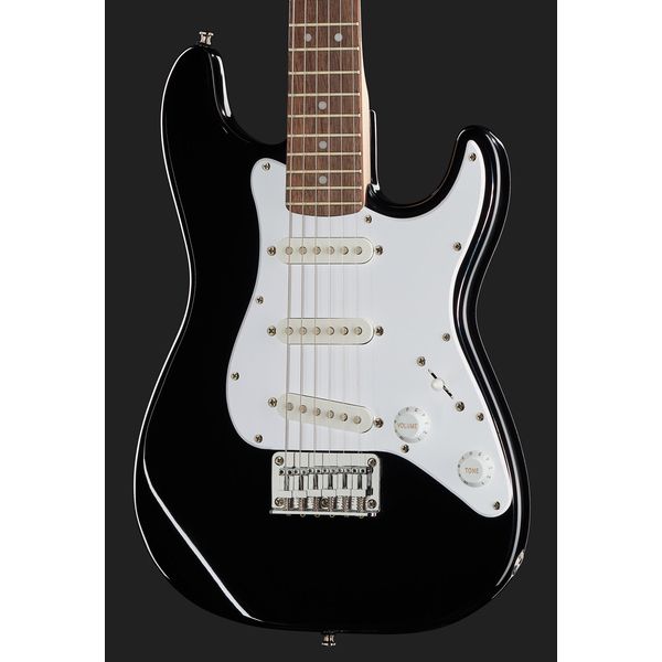 Squier Mini Strat V2 BK IL Bundle