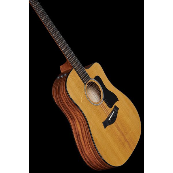 Taylor 210ce Plus