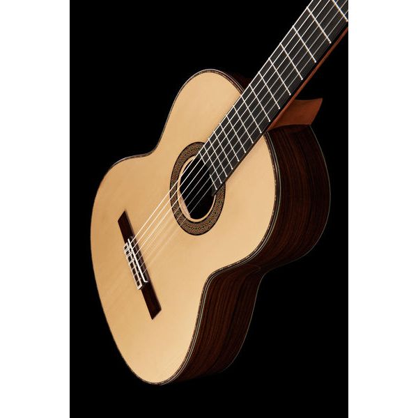 Amalio Burguet 2M Spruce w/Case