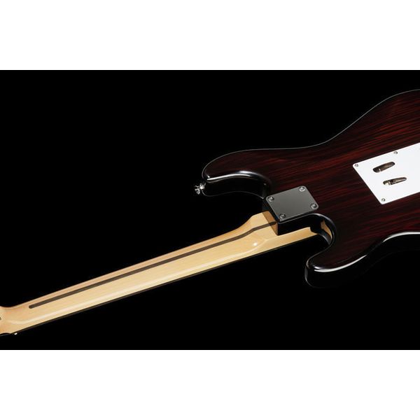 Harley Benton ST-70 Rosewood Deluxe S Bundle