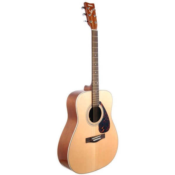Yamaha F370 NA