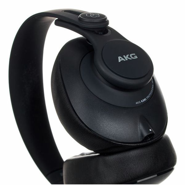 AKG K-361