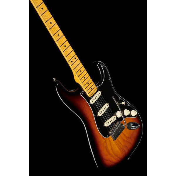 Fender AM Ultra Luxe Strat MN 2CS