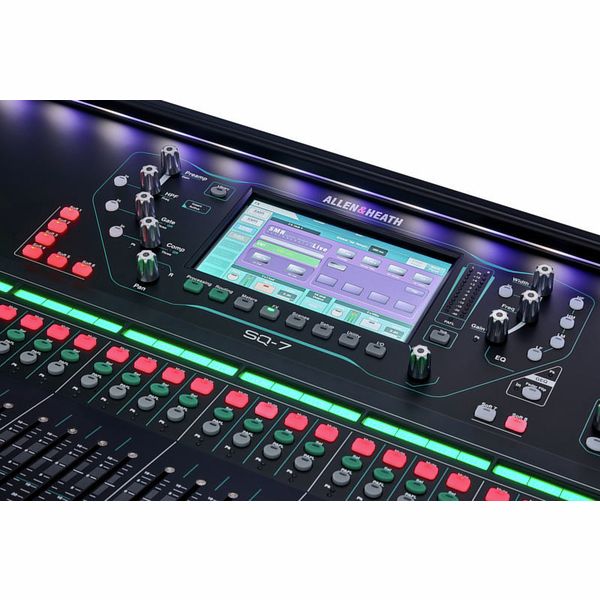 Allen & Heath SQ7