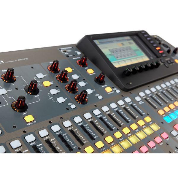 Behringer X32