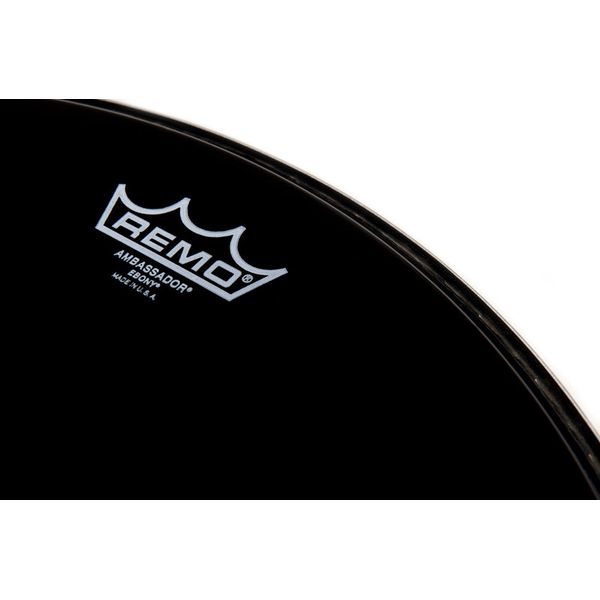Remo 18" Ambassador Ebony Bass Drum