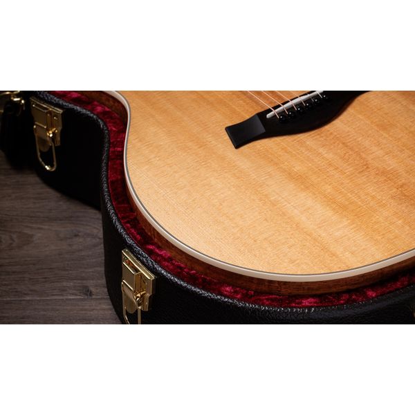 Taylor 214ce-K DLX