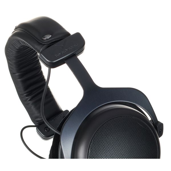 beyerdynamic DT-880 Pro Black Edition