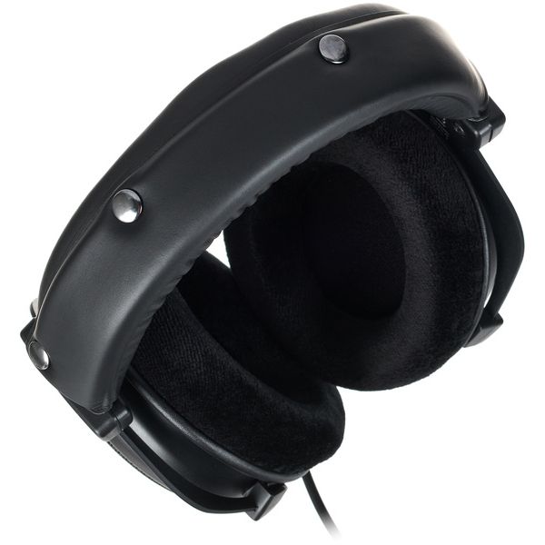beyerdynamic DT-880 Pro Black Edition