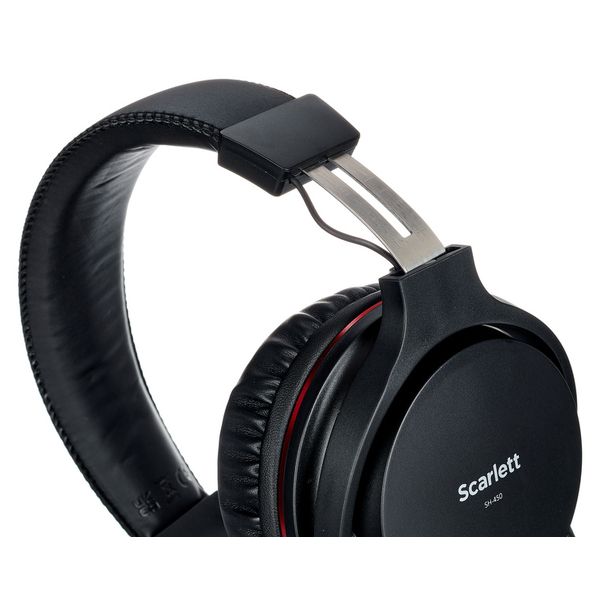 Focusrite Scarlett 2i2 Studio 4th Gen.