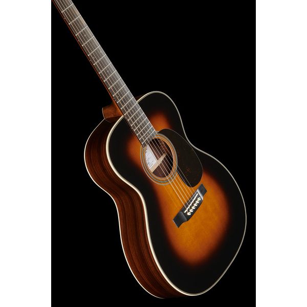 Martin Guitar 000-28EC Sunburst