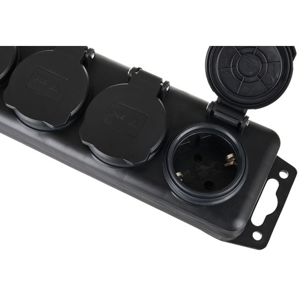 Brennenstuhl Hinged Lid Socket Dist. 6-Way