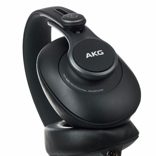 AKG K-371