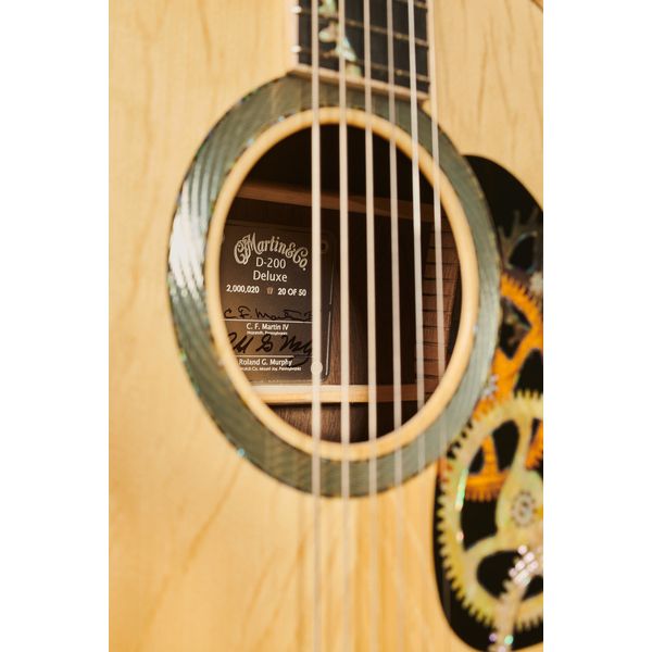 Martin Guitar D-200 Deluxe