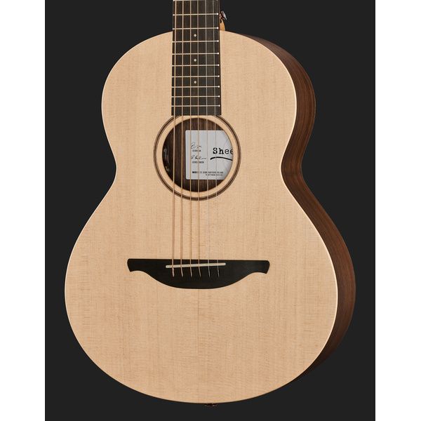 Sheeran by Lowden W02